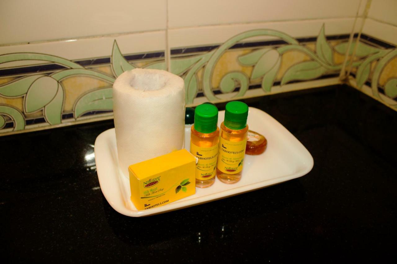 Hotel Fabexpress Marol Metro - Nr Mumbai International Airport Extérieur photo